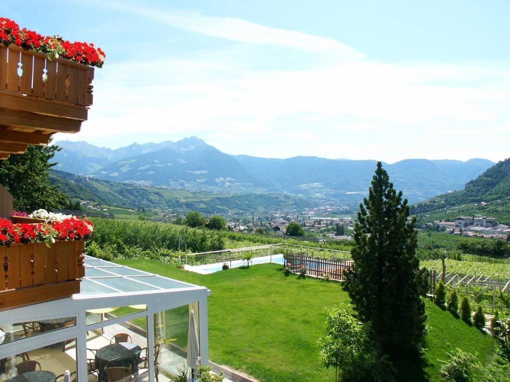 Pension Alpenblick Lagundo Bagian luar foto